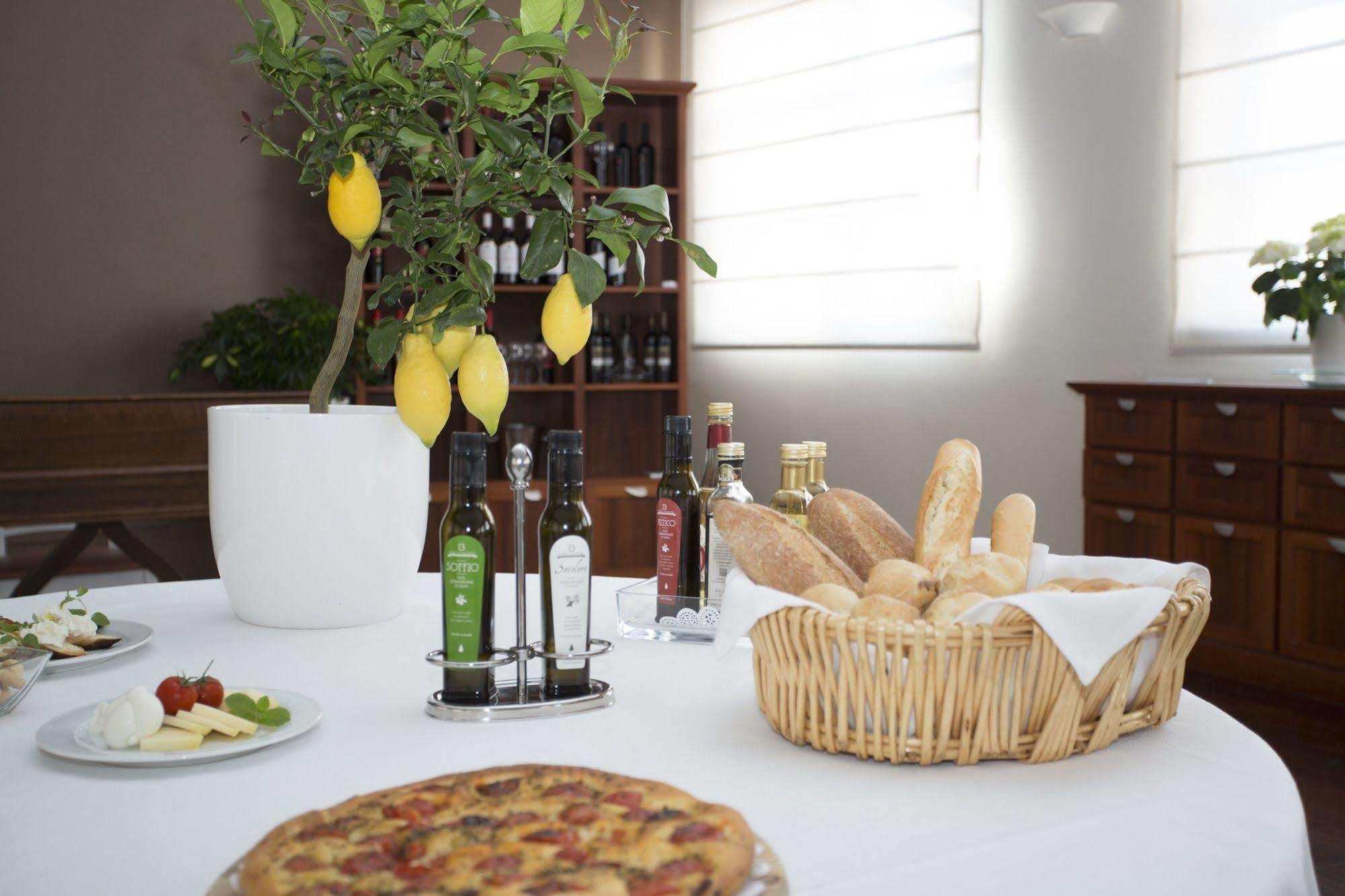 Hotel Cavaliere نوتشي المظهر الخارجي الصورة